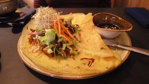 Vietnamese pancake at Cat Tuong in Berlin