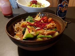 Buddha bowl at Cat Tuong in Berlin