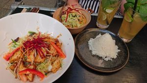 Fresh and delicious food at Cat Tuong in Berlin