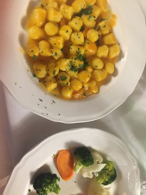 Gnocchi in squash sauce with steamed veg side at Trattoria Enzo e Piero in Florence