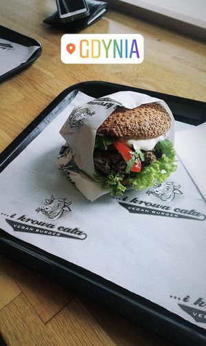 Burger ❤️ at I Krowa Cala in Gdynia