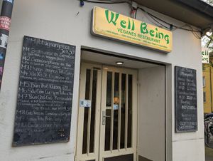 Von Außen at Well Being II in Cologne