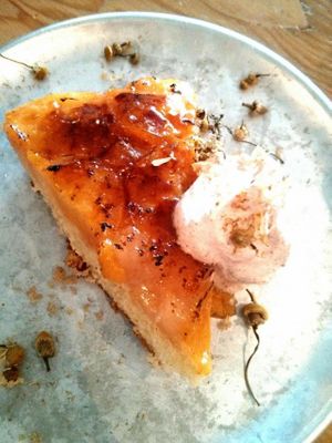 pear pie at Elephant in Trois-rivieres