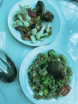 Not sure which dish my partner ended up with. Green rice wasn’t very flavourful and there was soooo much of it (pic doesn’t do justice).  at Ashkha in Arequipa