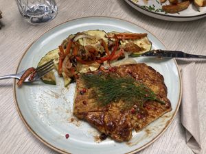 Seitan steak with changing vegetables for 26,000   at Veg Station in Medellin