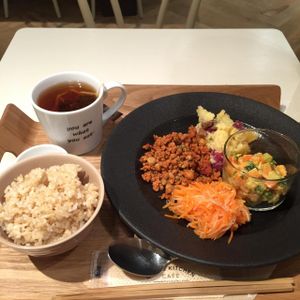 Dinner set at Cosme Kitchen Cafe in Kyoto