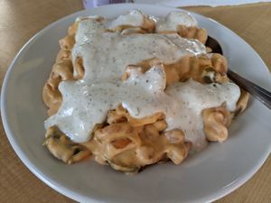 Buffalo Chickpea Mac & Cheese at Fortuitea Cafe and Bakery in Washington