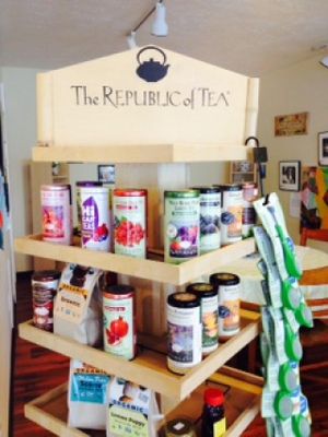 Tea galore! at Fortuitea Cafe and Bakery in Washington