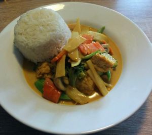 Curry with Tofu and Vegetables at Chay Express in Hannover