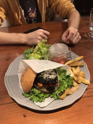 Tempe teriyaki hamburger with sides ¥1480(?) at Organic Table by Lapaz in Tokyo