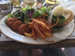 Vegan burger at Organic Table by Lapaz in Tokyo