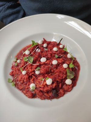 Beetroot risotto at El Vergel Veggie Restaurant in Tarragona