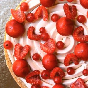 Cherry, white chocolate and pistachio pie at El Vergel Veggie Restaurant in Tarragona