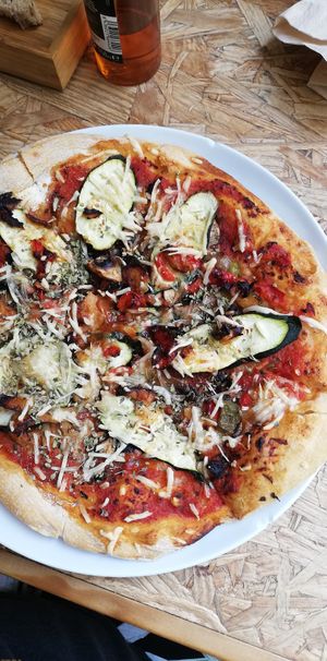 Pizza at El Vergel Veggie Restaurant in Tarragona