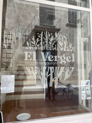 The entrance  at El Vergel Veggie Restaurant in Tarragona