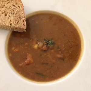 lentils at El Vergel Veggie Restaurant in Tarragona