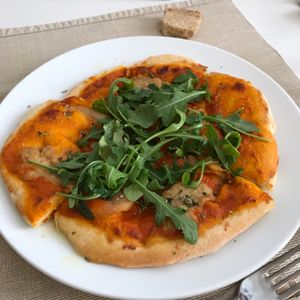 Pizza  at El Vergel Veggie Restaurant in Tarragona