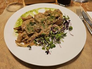 Baked potatoe with boletus sauce at El Vergel Veggie Restaurant in Tarragona