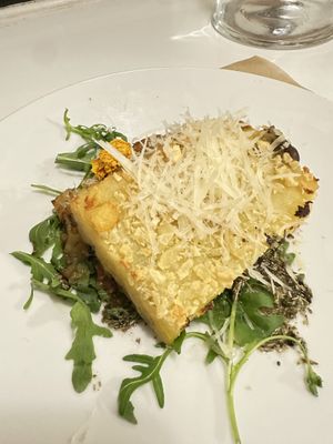 Vegan und glutenfrei, Tagesgericht, Kartoffelkuchen auf Pilze   at El Vergel Veggie Restaurant in Tarragona