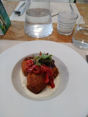 Puerro frito at El Vergel Veggie Restaurant in Tarragona