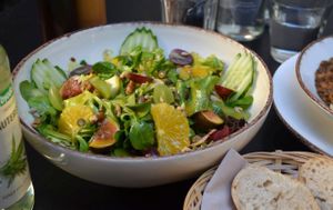 salad bowl with walnuts, figs and oranges at My Heart Beats Vegan in Karlsruhe