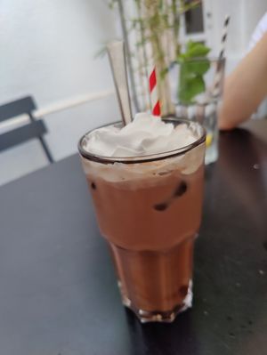 Iced chocolate with whip cream at My Heart Beats Vegan in Karlsruhe