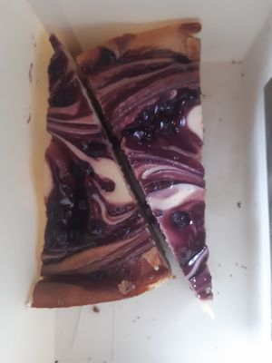 Blaubeerkäsekuchen at My Heart Beats Vegan in Karlsruhe