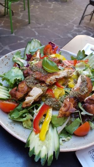 tofu di Milano salad at My Heart Beats Vegan in Karlsruhe