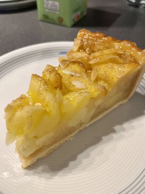 Apfelkuchen   at My Heart Beats Vegan in Karlsruhe