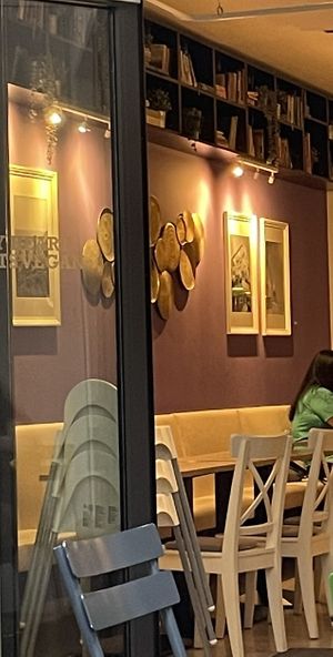 Indoor seating   at My Heart Beats Vegan in Karlsruhe