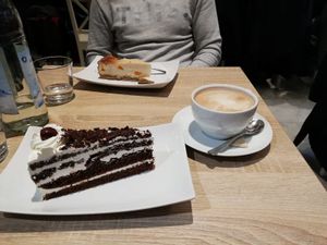 Torte und Käsekuchen at My Heart Beats Vegan in Karlsruhe