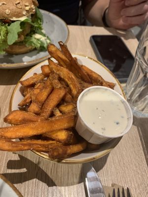Chips at My Heart Beats Vegan in Karlsruhe