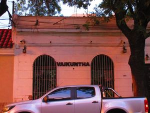 Store front on a Sunday evening at Vaikuntha Resto in Salta