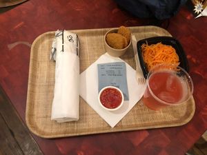 Doner wrap, carrot salad and nuggets   at Front Food in Linz