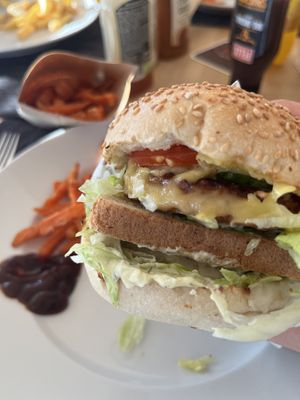 Take away Giant at home  at Front Food in Linz