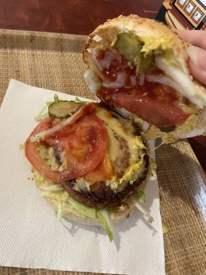 Chiiesy  at Front Food in Linz