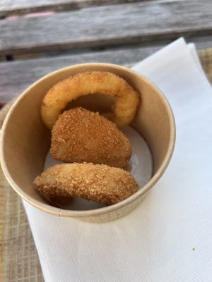 Garnele, Nugget, Onion Frie  at Front Food in Linz