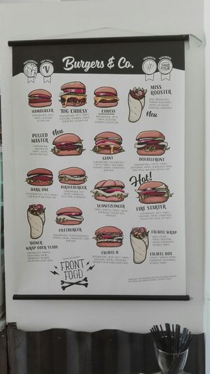 Vegan burgers and wraps with ingredients at Front Food in Linz