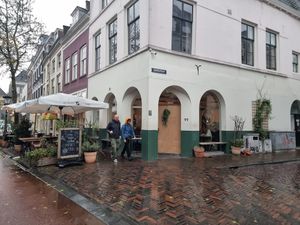 On the corner at GYS - Voorstraat in Utrecht