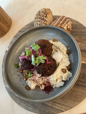 Loaded hummus: decent, with warm bread (which had a very hard crust). The köfte wasn’t meaty, but a bit like falafel balls. The dish seemed to lack pomegranate and pickled onion. at GYS - Voorstraat in Utrecht