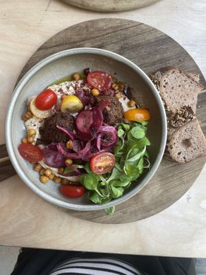 Hummus with perfect falafel and extra tomatoes   at GYS - Voorstraat in Utrecht