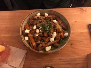 Tempeh kapsalon with sweet potato at GYS - Voorstraat in Utrecht
