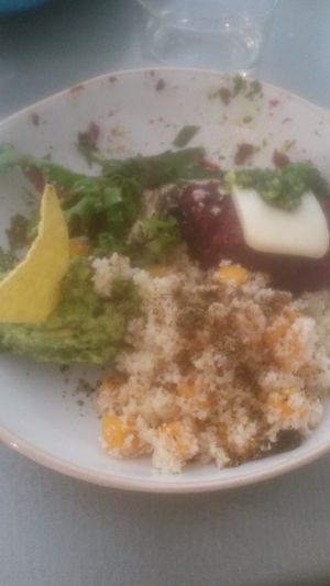 Vegan plate with vegan mozzarella and red bean  at Greedy in Bordeaux