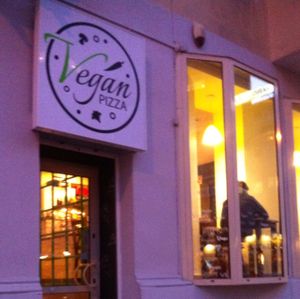 vegan pizza at Vegan Pizza in Warsaw
