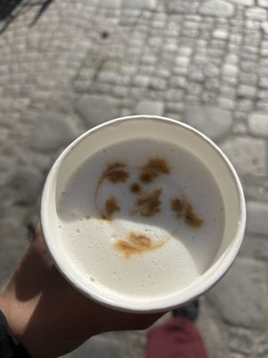 Latte Macchiato Soja Vanille Milch 4,90€  at Friedlieb und Tochter in Linz