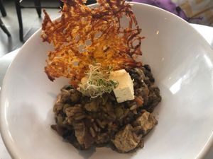 Vegan menu: mushroom risotto with tofu and veggies at Marcopolo Freelife in Ushuaia
