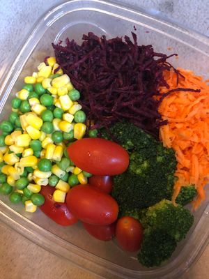 Color salad (veganized) at Marcopolo Freelife in Ushuaia