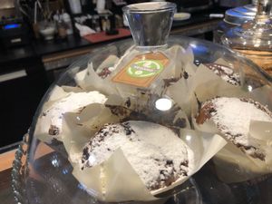 Vegan muffins at Marcopolo Freelife in Ushuaia