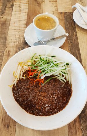 Braised meat noodle (炸酱麵）with Hazelnut Americano at Nature Cafe 自然疏食 - The Aperia in Central Singapore