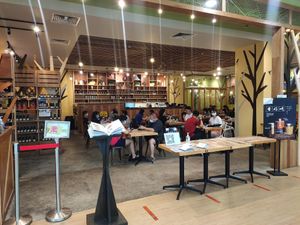 Full house at Nature Cafe 自然疏食 - The Aperia in Central Singapore